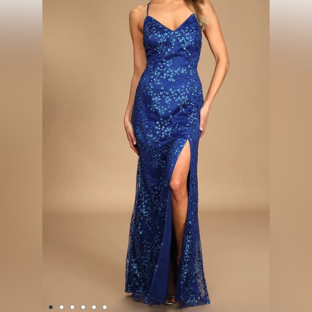 Beautiful Blossom Lulus dress!